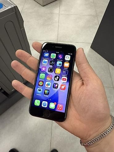iphone 6 ve 6s: IPhone SE 2020, 128 GB, Qara, Barmaq izi — 6