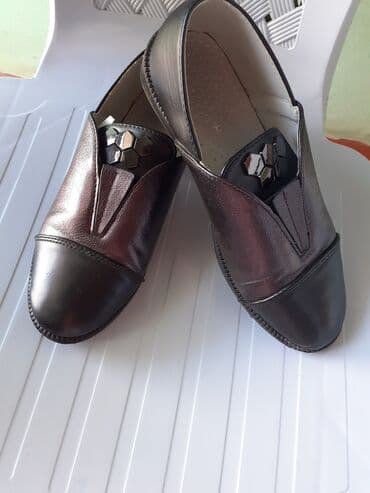 Tuflilər: Tuflilər, Ölçü: 37, rəng - Qara, İşlənmiş — 1