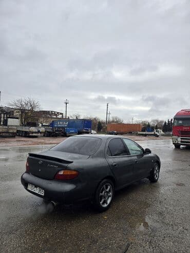 excel hyundai 1994: Hyundai Elantra: 1.6 l | 1996 il Sedan — 7