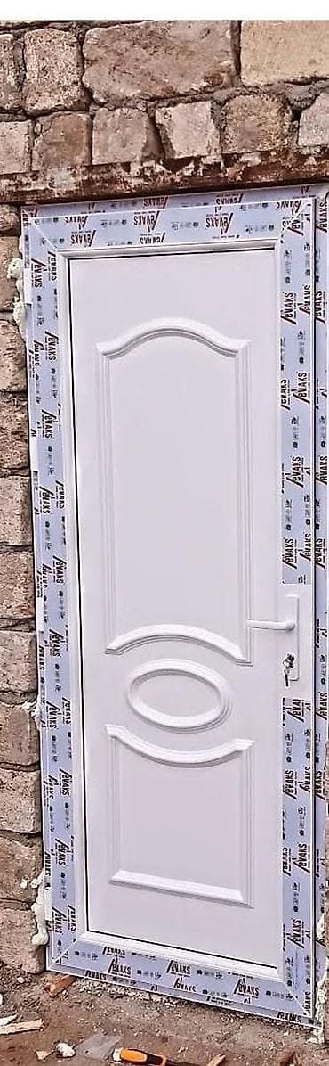 Ремонтные работы: UĞUR PVC – Plastik qapı və pəncərə sifarişi Xidmətlər: - Plastik qapı — 3