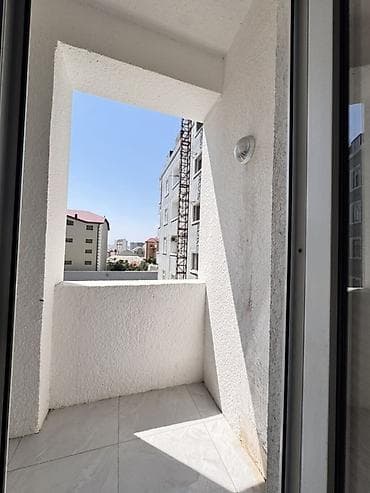 tikinti matryaları: Bakı-Sumqayıt trası istiqamətində, “Təkər Mərkəzi”nin yaxınlığında — 4