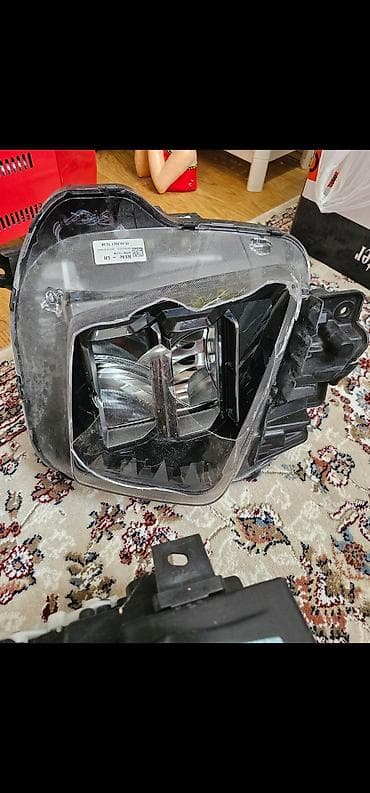 Bu fara hyundai tucson 2021 ilin maşinin farasidi.bunan 3 ededdi