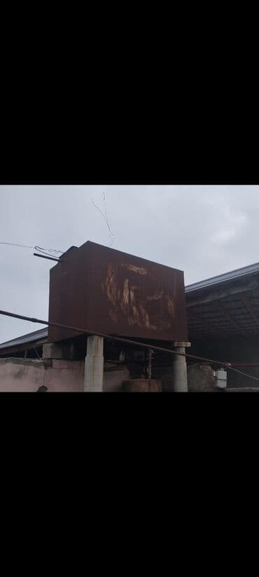 kapron çənlər: Bak, Metal, 1000 l l, İşlənmiş, Ünvandan götürmə — 1