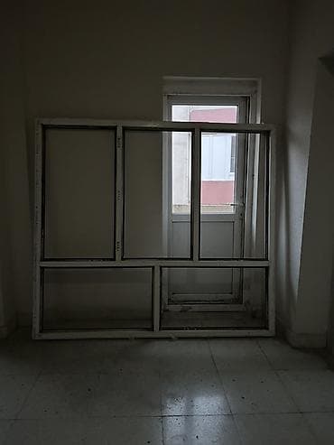 qapi olculeri: PVC plastik pəncərə çərçivəsi, ideal vəziyyətdə, şüşələr və kilitlər — 1