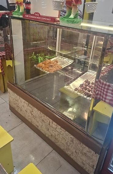 İstehsal avadanlığı: 💫RR Tecili satilir Kabab vitrin soyuducu Qiymet 1100 azn uzunu 1.50 — 1