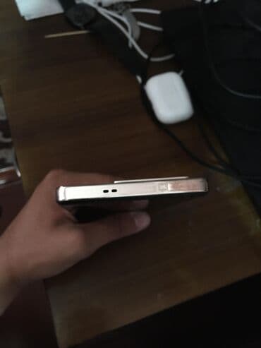infinix gt 20 pro qiyməti: Infinix Note 30 Pro, 256 ГБ, цвет - Золотой, Беспроводная зарядка — 4