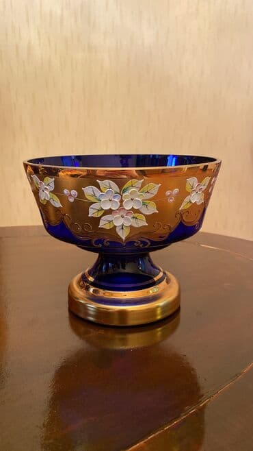 lepka qablar: Qedimi bogema lepka meyve qabi 50 il bundan qabaq alinib Tep tezedir — 1