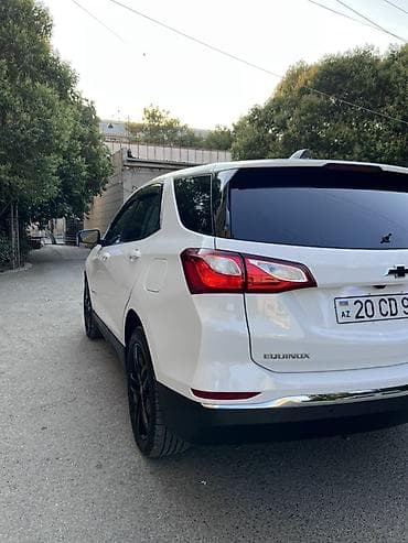 man sat: Chevrolet Equinox – ağ rəng 2021 Zolaq tanima guzgunun olu zonasi ozu — 4