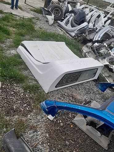 Pikap üçün fiberglas kupə üstü və arxa işıqlı kuza qapağı krasqaya