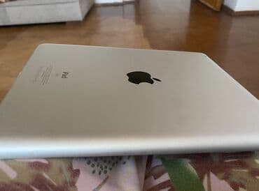 ipad 4 qiymeti: İpad 4 16gb İdeal vəziyyətdədir. Cızığı falan heçnəyi yoxdur — 5