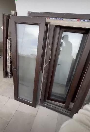 Двери и комплектующие: Б/у Двухкамерное Пластиковое окно, Ширина: 153 см, Длина: 163 см — 3