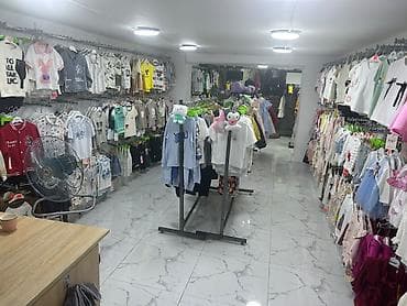 personaj geyim: KARUSEL KIDS – uşaq geyimləri mağazası Məhsul və çeşid: - 0–10+ yaş — 5