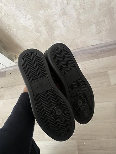 ayaqq: Məhsul: Kişi idman ayaqqabısı Təsvir: - Rəng: qara baza, çoxrəngli — 4