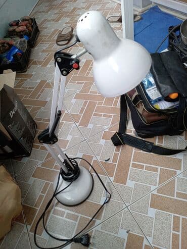 mebel usdu qaz: Stolüstü lampa — 3