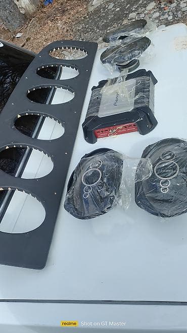 Maqnitofonlar: Avtomobil audio dəsti Tərkib: - 6 ədəd oval koaksial dinamik (6x9 ölçü — 2