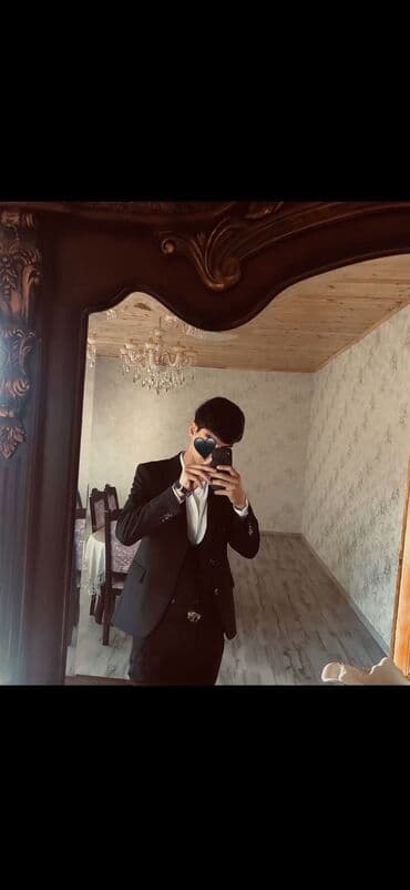 Медицина, фармацевтика: Официант, Мужчина, 19 лет, До 1 года опыта — 2