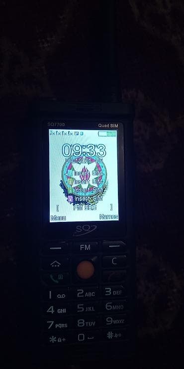 TV və video: SQ Q7700 Quad SIM düyməli telefon/radio hibridi - 4 SIM dəstəyi — 4