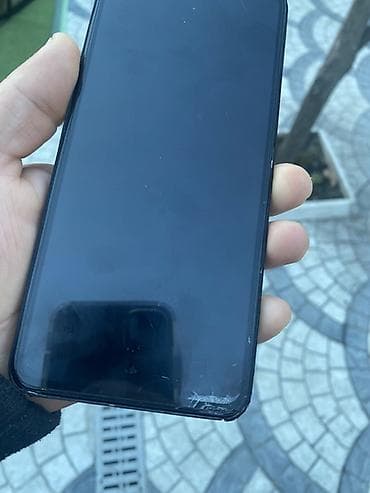 telefon kreditle: Məhsul: Realme c 55 8/256 Xüsusiyyətlər: - Tam ekranlı, ön kamera — 2