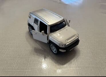 Musiqi alətləri: Metal oyuncaq maşın – ağ rəngli SUV model - Korpus: dözümlü metal — 3