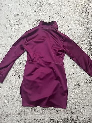 Satən effektli, tünd bənövşəyi mini don - Model: Yaxa detallı