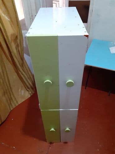 işlənmiş uşaq beşikləri: Oğlan üçün, İşlənmiş, Dördbucaq, Beşik, Dəstsiz, Matrassız, Yellənmə mexanizmsiz — 10