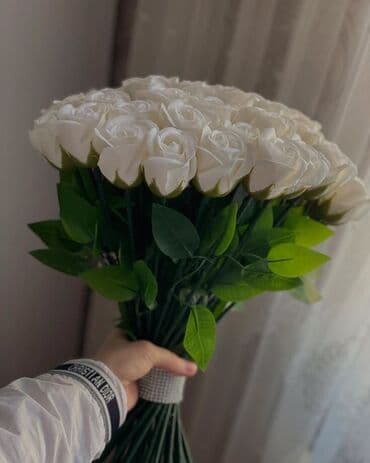 Qida məhsulları: Yeni ile özel endirimli Gül dəstələri – klassik və zərif dizaynlar — 2