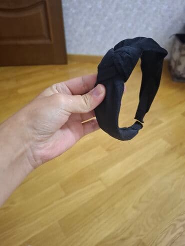 sac ucun biotin: Düyün detallı qara rəngli uniseks saç bandı. Parça materialdan — 2