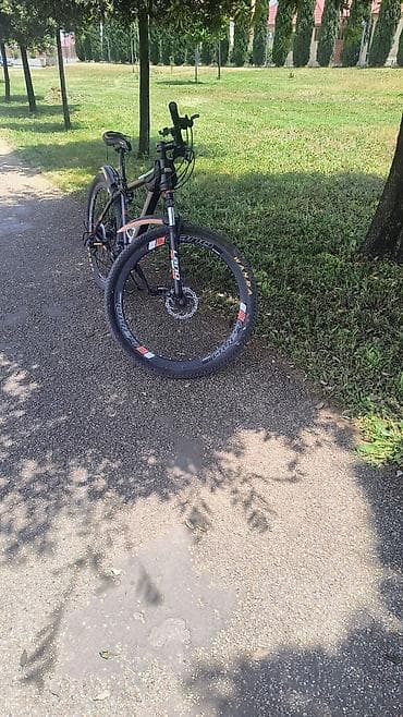 velosiped satilir ucuz: LEMA brendli dağ velosipedi Xüsusiyyətlər: - Güclü alüminium tipli — 2