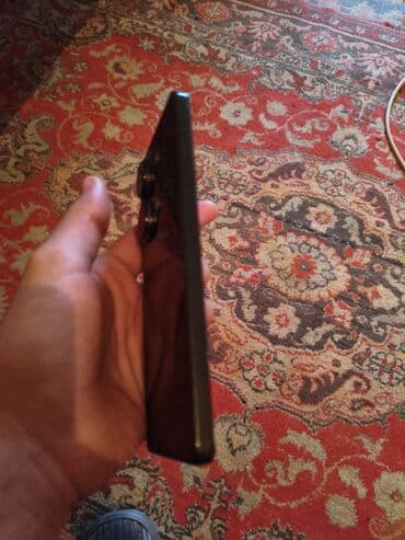 mi 13 pro: Redmi 13, 256 GB, rəng - Qara, Qırıq — 1