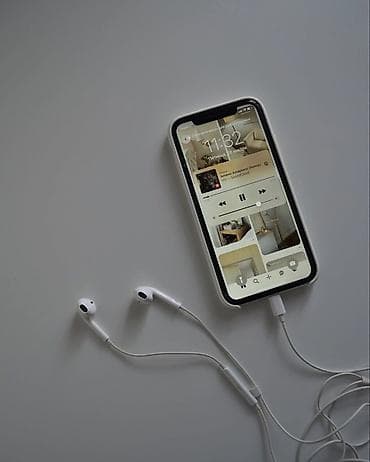 nausnik: Original✅ 7/24elaqe Rayonlara ve seherdaxili catdirilma var✅ Iphone — 3