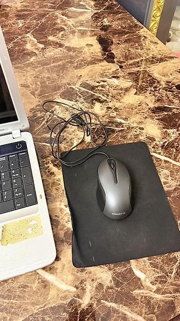samsun a34: Samsung noutbuk + simli siçan dəsti - Brend/model: Samsung (qırmızı — 3