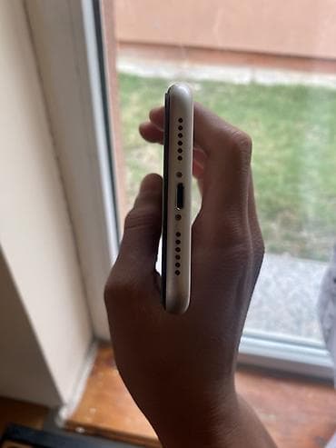 irşad iphone 12: IPhone 11, Ağ, Face ID — 3