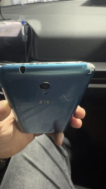 сотовый кнопочный телефон fly ff 281: ZTE v889m, 1 ТБ, цвет - Синий, Кнопочный, Сенсорный, Отпечаток пальца — 6