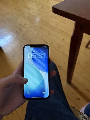 iphone kamera: IPhone 12, 64 GB, Qara, Face ID — 2
