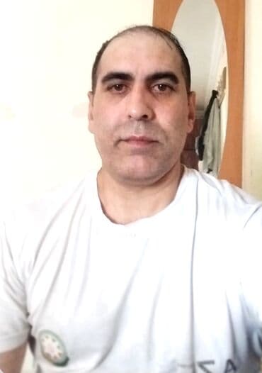 Villalarda Şəxsi evlərin tək yaşayan iş güzar xanımların köməkçisi