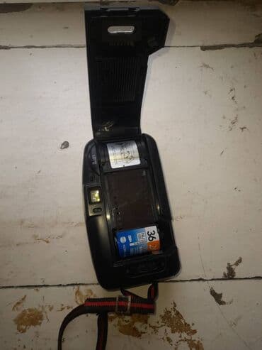 ikinci el paltar yuyan mawin: Antikvrar fotoaparat — 3