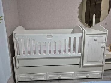 şaxta baba: Oğlan və qız üçün, Beşik, Komod — 2