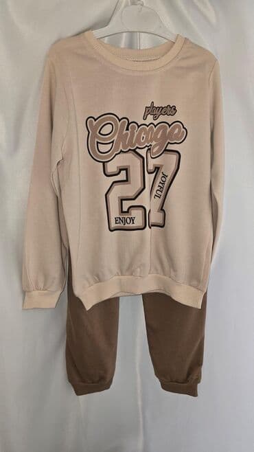 футболки спортивные детские: Uşaq idman dəsti – 2 parçalı - Rənglər: krem (sviter) və qəhvəyi — 1