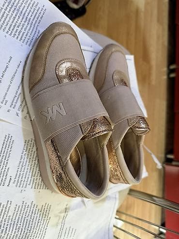 kedi: Ölçü: 37.5, rəng - Qızılı, İşlənmiş — 4