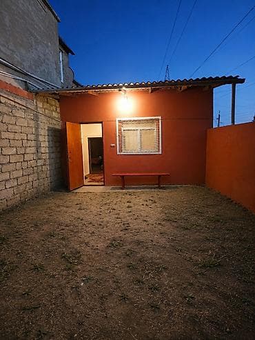 2 otaqlı, 80 kv. m, Orta təmir