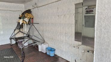 ovcharka satılır: 30 kv. m, 7 * 15 * 4 Beton Su — 4