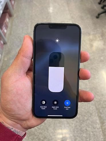 iphone ekran şəkilləri: IPhone 13 Pro, Sierra Blue — 4