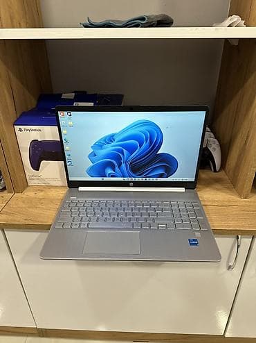 İşlənmiş HP Pavilion, 15.6 ", Intel Core i3, 512 GB, Ödənişli çatdırılma