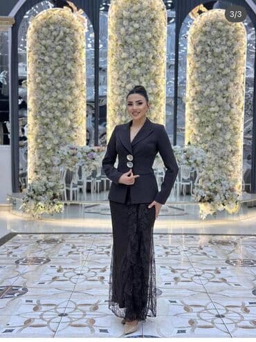 gəlin paltarları: 38 razmer Bordo rəng 240 m alınıb 200 m satıram 1 dəfə geyilib Alana — 2