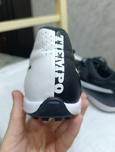 Səndəl və şəp-şüplər: Nike Tiempo futbol ayaqqabısı Az işlənib - Model: Nike Tiempo — 1