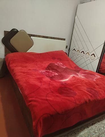 demir carpayi: 2ci əl Yataq otağı dəsti. Sirmede problem var birdə taxta dəmir — 3