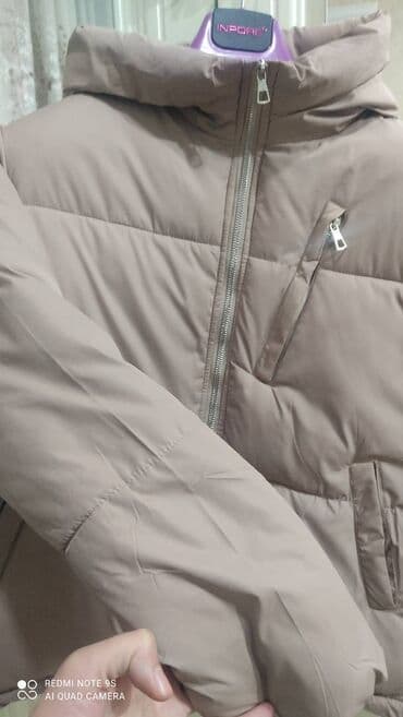 gödəkçələr: Tecılı satilir.Kurtka çox gözəl duruşu var.razmer uyğun olmadığı üçün — 3