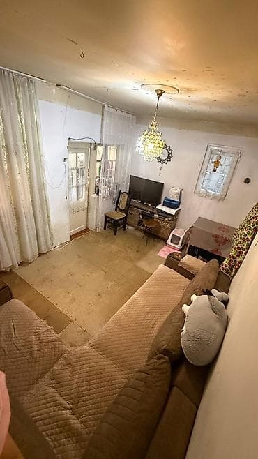 nerimanovda evler: 3 otaqlı, 56 kv. m, Kredit yoxdur, Təmirsiz — 5