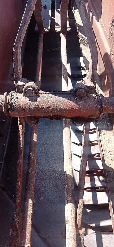 traktor quruzu: Saman-ot bağlama presi (pres-podborsik) - Traktorun PTO-su ilə — 9