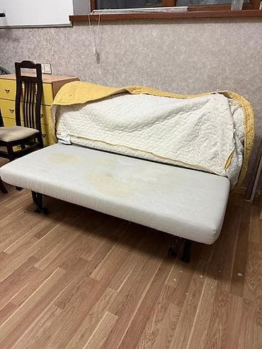 jozefina divan: Di̇van-kravat, Açılan, Bazasız, Parça — 1